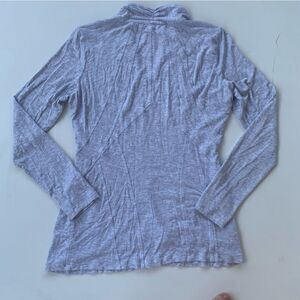 Sundance Longsleeve T-Shirt Women’s Small Light Gray V-Neck Stretch fitted top